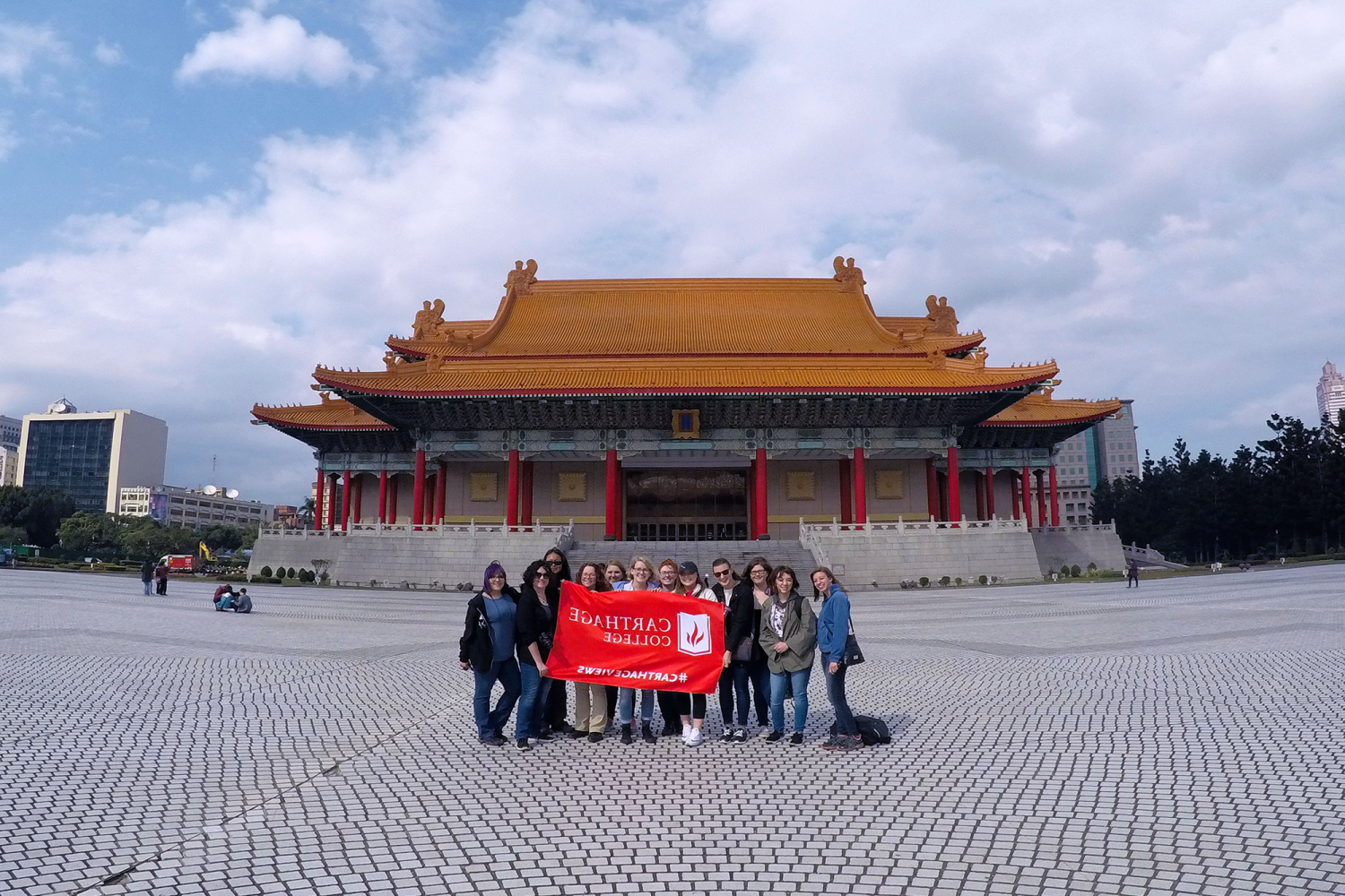 <a href='http://dg9f.asishongkong.com/'>全球十大赌钱排行app</a>的学生在中国学习.